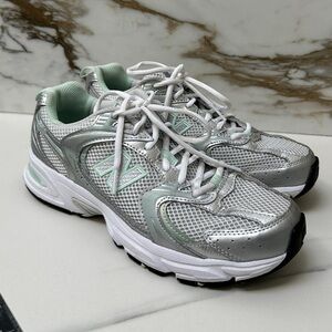 New Balance 530 Silver/Mint size 7.5 US